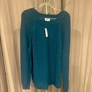 Old Blue /Green Crew Neck Sweater Relaxed Fit.
NWT.